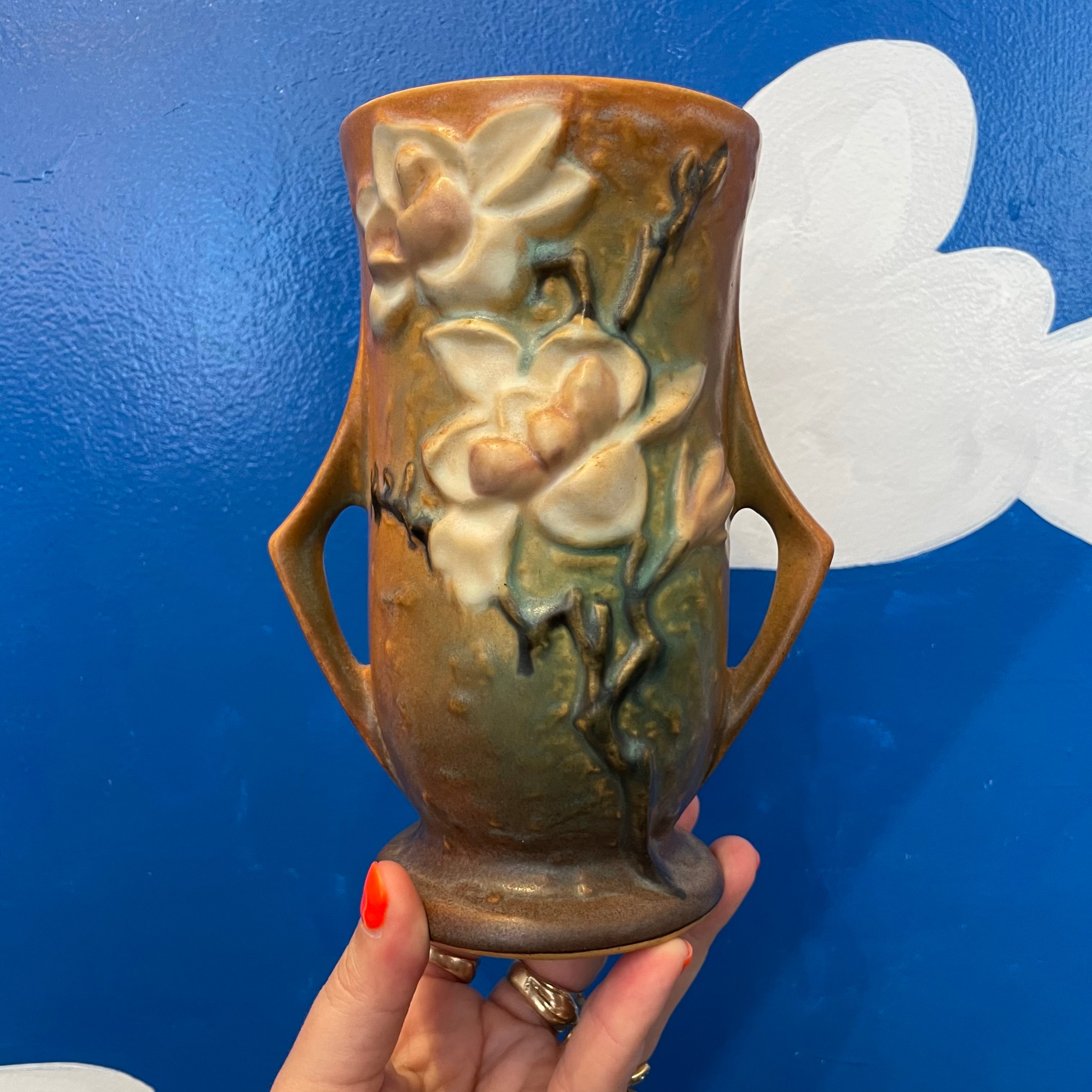 Roseville online vase