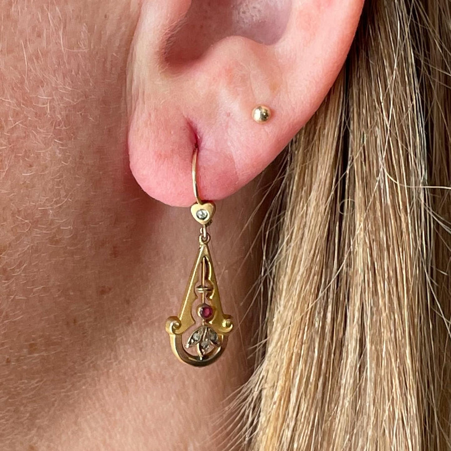 18k Amethyst and Diamond Art Deco Earrings